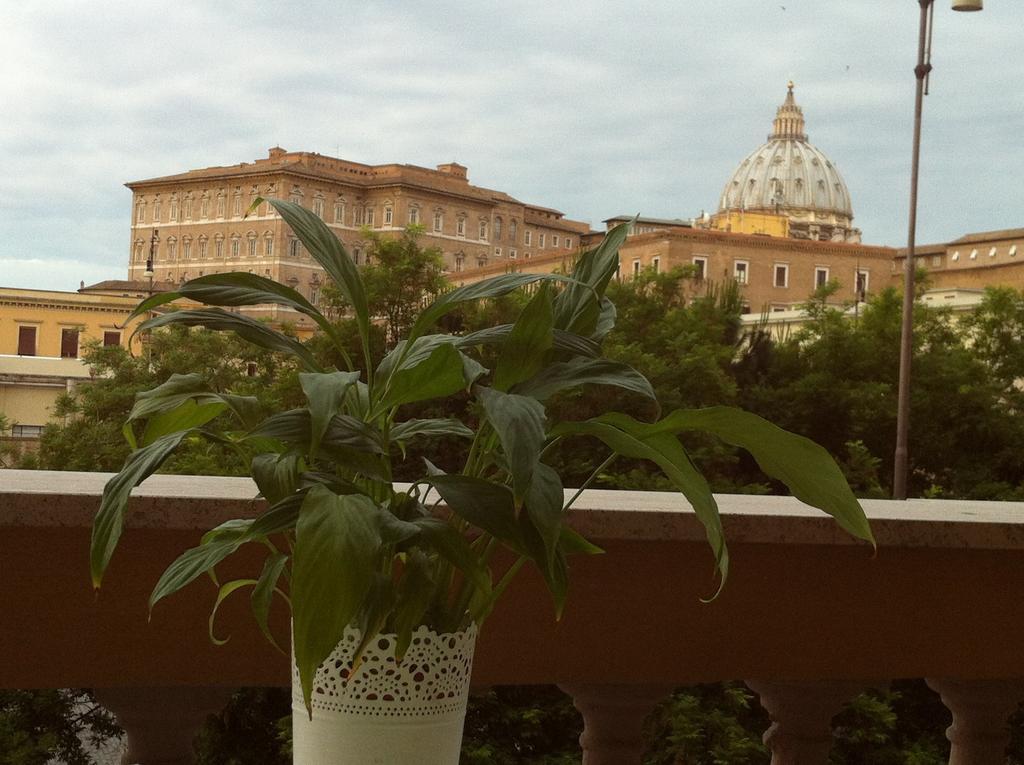 Appartement Un Caffè sul Balcone 2 à Rome Chambre photo